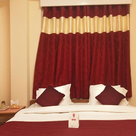 Oyo 13521 Sudhriti Hotel Siliguri Zewnętrze zdjęcie