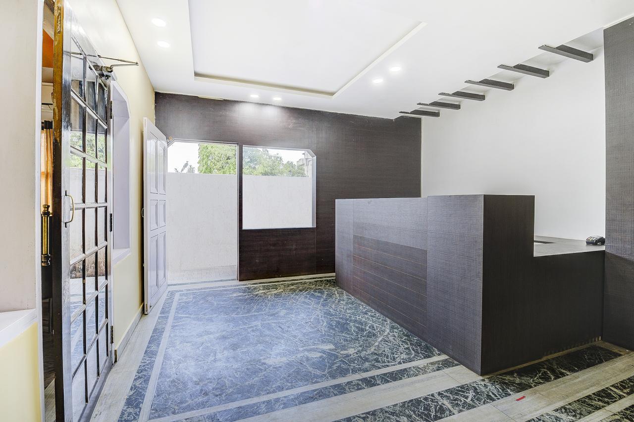 Oyo 13521 Sudhriti Hotel Siliguri Zewnętrze zdjęcie